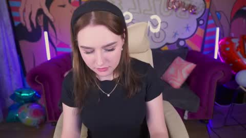 Snapshot of divinejasss chatting on February 20, 11:54 pm DivineJasss online show from February 20, 11:54 pm