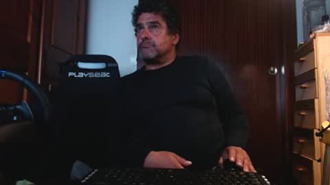 Snapshot of divitimido chatting on September 29, 2:16 am divitimido online show from September 29, 2:16 am