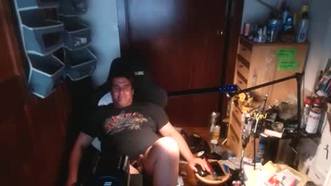 Snapshot of divitimido chatting on October 22, 12:11 am divitimido online show from October 22, 12:11 am