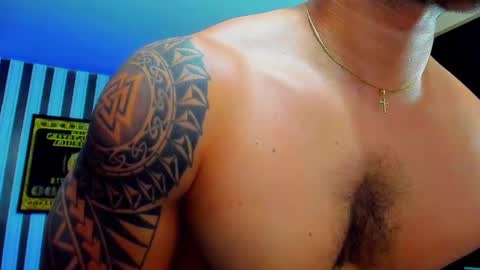 Snapshot of dixon_ray_ chatting on December 15, 6:29 am Dixon online show from December 15, 6:29 am