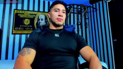 Snapshot of dixon_ray_ chatting on February 19, 11:36 pm Dixon online show from February 19, 11:36 pm