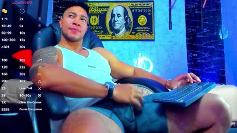 Snapshot of dixon_ray_ chatting on November 22, 11:26 pm Dixon online show from November 22, 11:26 pm