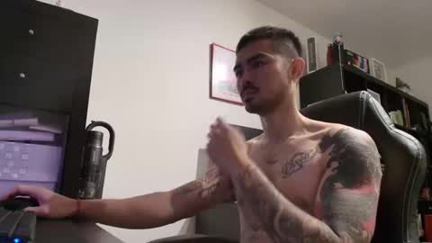 Snapshot of dixonhuang chatting on September 24, 4:32 pm D online show from September 24, 4:32 pm