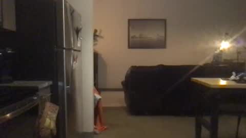 Snapshot of dj_chaterbate chatting on November 9, 9:18 am DJ Chaterbate online show from November 9, 9:18 am