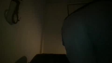 Snapshot of dj_chaterbate chatting on December 15, 8:40 am DJ Chaterbate online show from December 15, 8:40 am