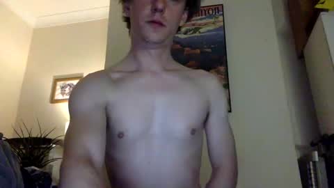 Snapshot of djlaytor chatting on December 31, 1:57 am DigitJT online show from December 31, 1:57 am