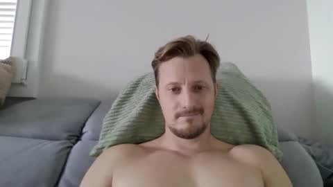 djo68686666 online show from September 28, 12:32 pm