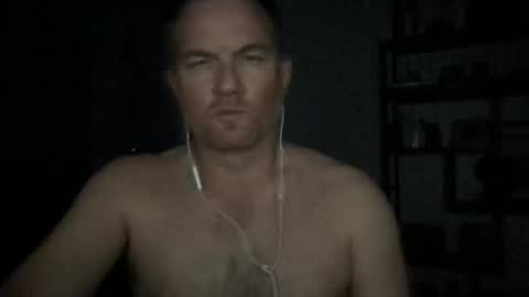 TriflinYoBitch online show from April 16, 8:37 am