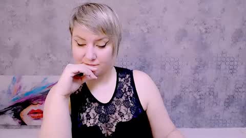 Snapshot of djullia chatting on March 6, 7:03 am djullia online show from March 6, 7:03 am