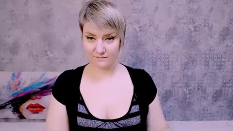 Snapshot of djullia chatting on March 9, 9:13 am djullia online show from March 9, 9:13 am