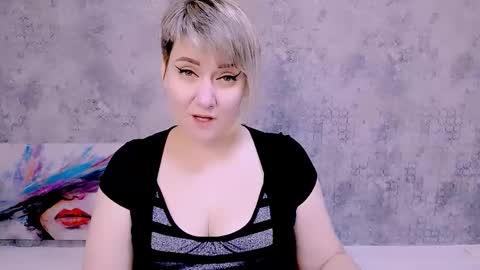 Snapshot of djullia chatting on September 27, 5:12 am djullia online show from September 27, 5:12 am