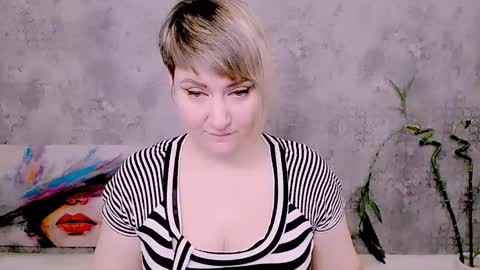 djullia online show from February 28, 7:53 am