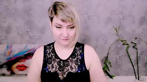 djullia online show from April 19, 5:07 am