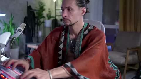 Silverhand online show from October 4, 6:44 am