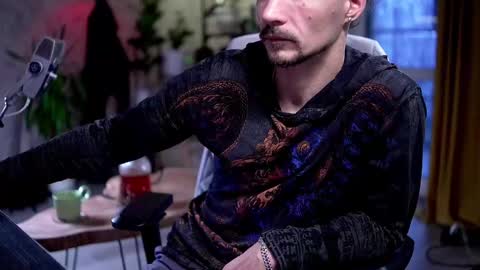 Silverhand online show from October 16, 6:47 am