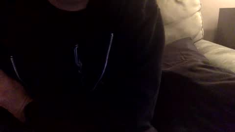 Snapshot of dlr18032 chatting on December 19, 2:51 am Dan online show from December 19, 2:51 am