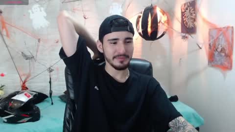 Snapshot of dmitrisanders1 chatting on December 3, 9:45 pm Maybe in pvt online show from December 3, 9:45 pm