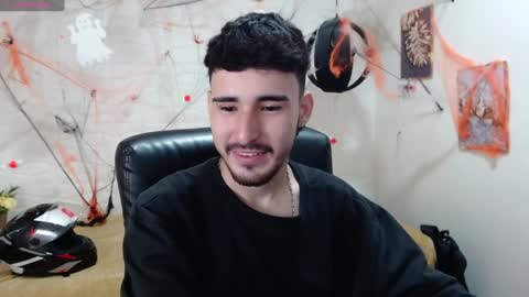 Snapshot of dmitrisanders1 chatting on December 9, 8:54 pm Maybe in pvt online show from December 9, 8:54 pm