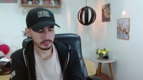 Snapshot of dmitrisanders1 chatting on March 5, 9:48 pm Maybe in pvt online show from March 5, 9:48 pm