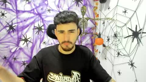 Snapshot of dmitrisanders1 chatting on October 9, 8:29 pm Maybe in pvt online show from October 9, 8:29 pm