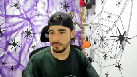 Snapshot of dmitrisanders1 chatting on October 16, 12:00 am Maybe in pvt online show from October 16, 12:00 am