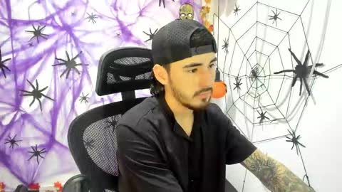 Snapshot of dmitrisanders1 chatting on October 21, 4:41 pm Maybe in pvt online show from October 21, 4:41 pm