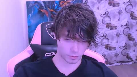 Snapshot of dmitryromanov chatting on November 28, 3:53 am Dead A online show from November 28, 3:53 am