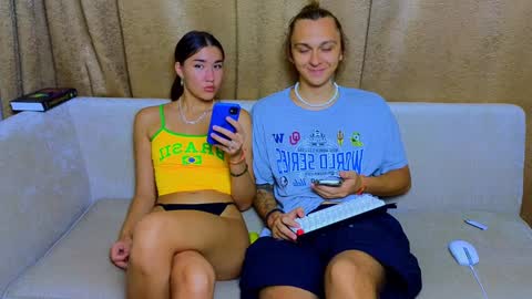 Snapshot of do_u_know_them chatting on December 30, 9:16 am Kirahe Mirashe online show from December 30, 9:16 am