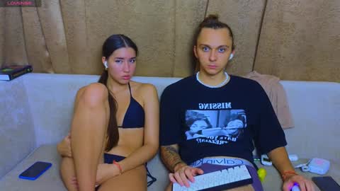 Snapshot of do_u_know_them chatting on January 25, 2:58 pm Kirahe Mirashe online show from January 25, 2:58 pm