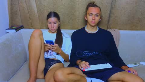 Snapshot of do_u_know_them chatting on January 27, 1:09 pm Kirahe Mirashe online show from January 27, 1:09 pm