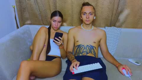 Snapshot of do_u_know_them chatting on February 12, 6:08 am Kirahe Mirashe online show from February 12, 6:08 am