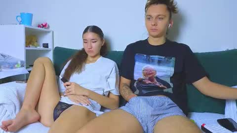 Snapshot of do_u_know_them chatting on November 3, 2:29 pm Kirahe Mirashe online show from November 3, 2:29 pm