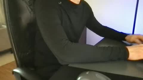 doctor_luv_69 online show from March 12, 10:54 am