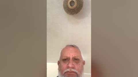 Snapshot of dogggggy07 chatting on November 28, 6:54 pm dogggggy07 online show from November 28, 6:54 pm