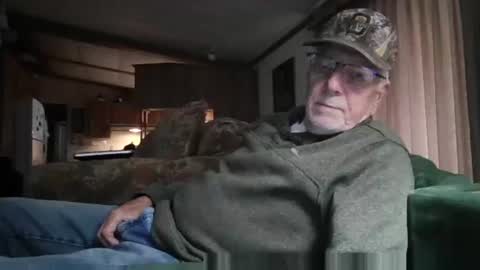 doingmyself69 online show from May 28, 2:14 pm