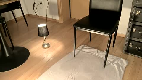 Snapshot of doit4thefun87 chatting on December 1, 8:36 pm doit4thefun87 online show from December 1, 8:36 pm