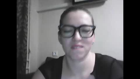 dolce_tempt online show from January 6, 8:01 pm