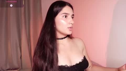 Snapshot of dolceangel__ chatting on October 6, 4:10 am Blair online show from October 6, 4:10 am