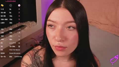 Snapshot of dolcexx chatting on November 19, 7:58 pm Dolcexx online show from November 19, 7:58 pm