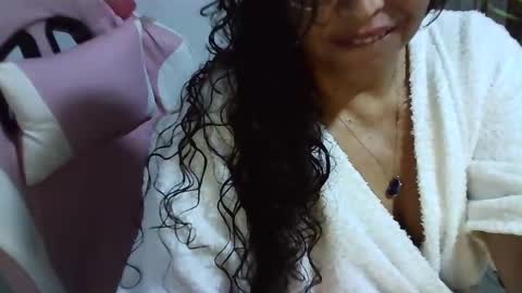 Snapshot of doll78latin chatting on September 20, 2:34 am doll78latin online show from September 20, 2:34 am
