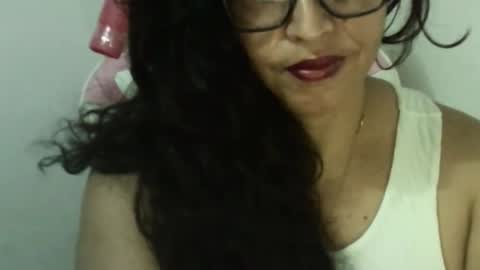Snapshot of doll78latin chatting on November 10, 1:37 am doll78latin online show from November 10, 1:37 am