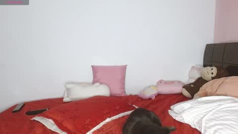 Snapshot of doll_and_sex chatting on January 7, 5:12 am Auro and Santiago online show from January 7, 5:12 am