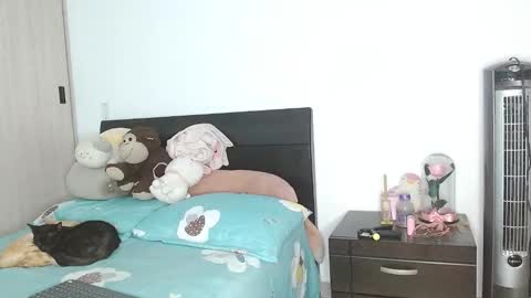 Snapshot of doll_and_sex chatting on February 6, 2:44 am Auro and Santiago online show from February 6, 2:44 am