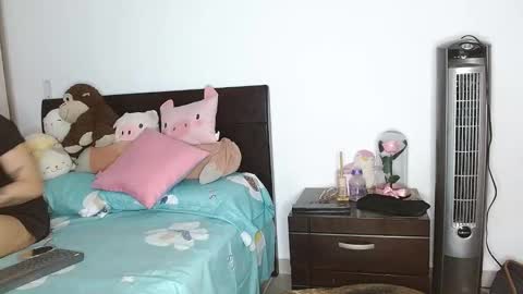 Snapshot of doll_and_sex chatting on February 7, 3:01 am Auro and Santiago online show from February 7, 3:01 am