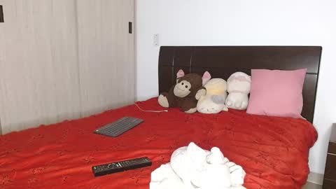 Snapshot of doll_and_sex chatting on February 17, 4:20 am Auro and Santiago online show from February 17, 4:20 am