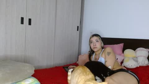 Snapshot of doll_and_sex chatting on February 19, 3:06 am Auro and Santiago online show from February 19, 3:06 am