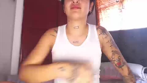 doll_and_thebrown online show from September 13, 5:24 pm