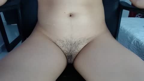 doll_dollys_ online show from January 6, 8:07 pm