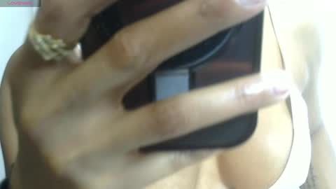doll_lorenn26 online show from May 5, 6:49 pm