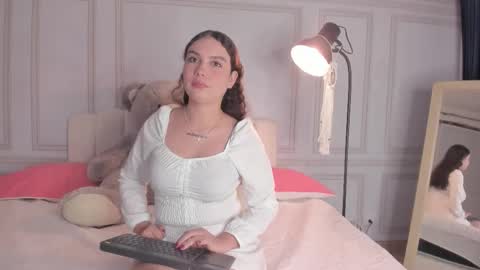 doll_valeria_ online show from November 24, 11:32 am